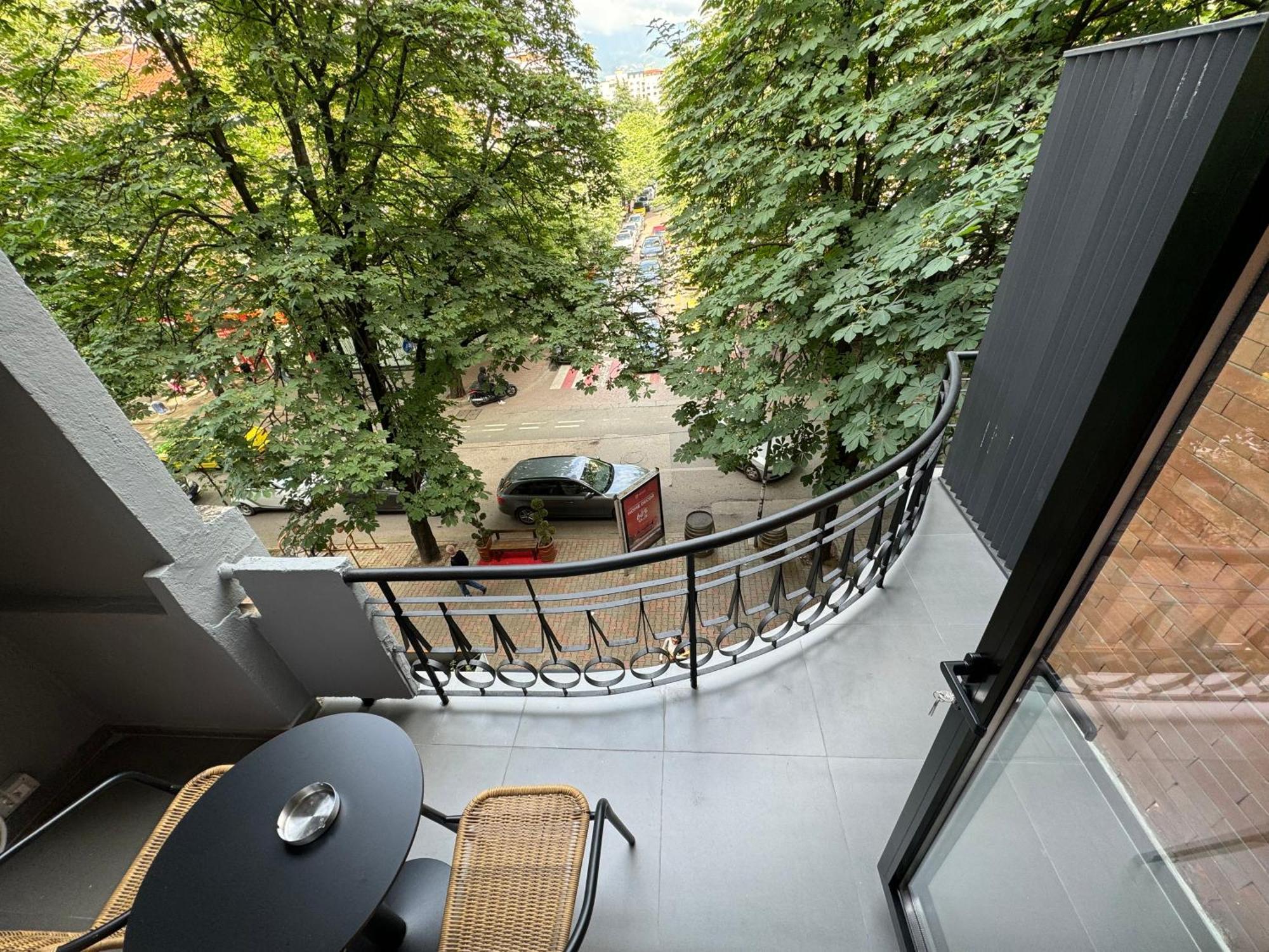 Lux Stay Tirana Exterior foto